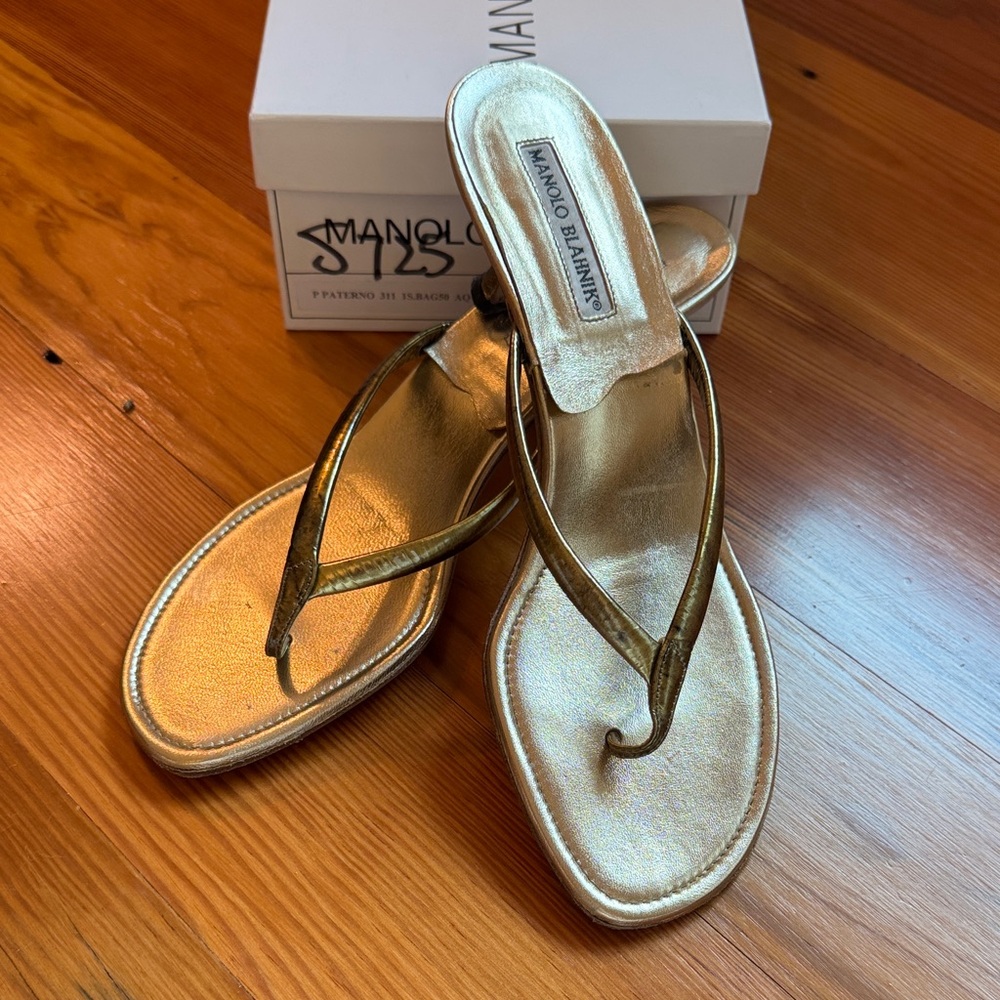 Manolo Blahnik Paterno Sandal